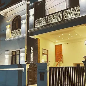 Casa Vista Hideaway 4br By Homeyhuts Udaipur