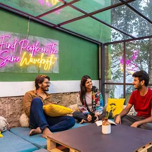  Hostel The