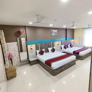 R S Residency 2* Varanasi