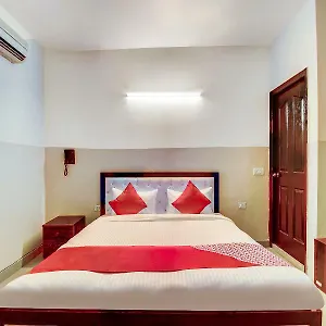 Oyo 28461 Royal 3* Delhi (National Capital Territory of India)